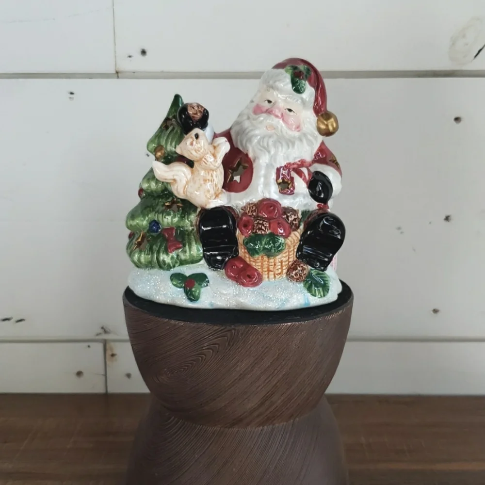 Santa 2001 Ceramic Tea Light Holder